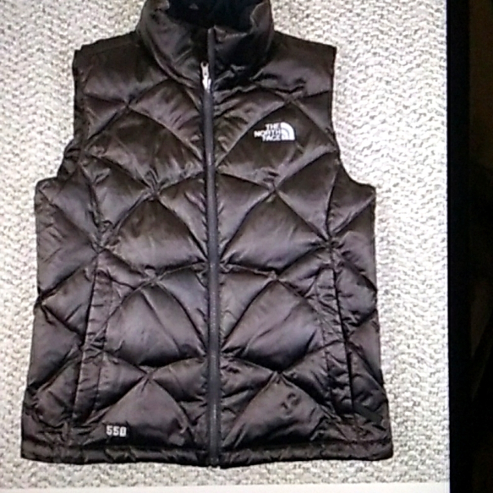 The North Face Aconcagua 550 Down Puffer Vest, XS/TP, black